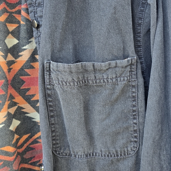 We the Free Oversized Button Down - Picture 4 of 13